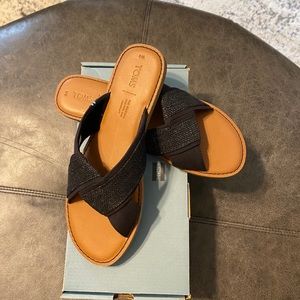 Toms sandals